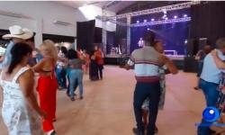 VEJA VÍDEO: Idosos de Barra do Garças se emocionam com a volta do baile da Melhor Idade
